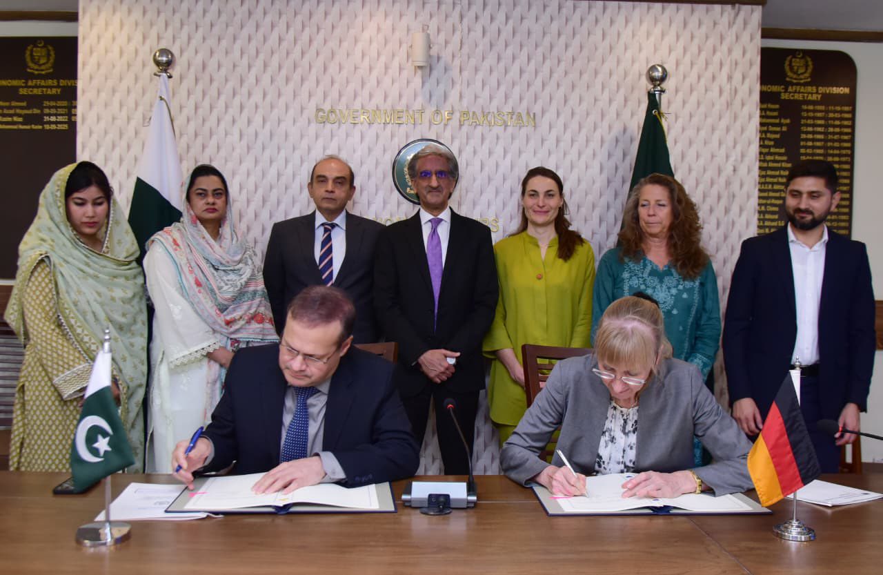 Pakistan and Germany Sign €40.5M GIZ Climate & Energy Deal